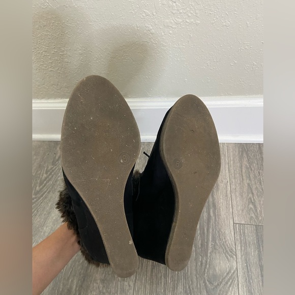 Merona Black Suede Faux Fur Wedge Laced Booties Size 8 - Picture 8 of 10